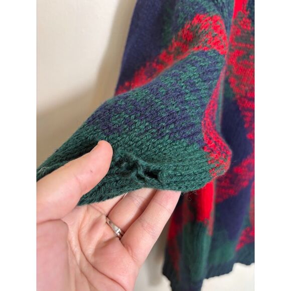 Tricots St Raphael Sweater size XL Men's 100% wool Red Green Plaid Classic Prep - Picture 4 of 4